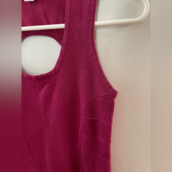 SM Xhilaration Maroon Body Con - Picture 3 of 4